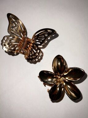 Sunday State NWOT Gold Tone Butterfly & Flower Hair Clips